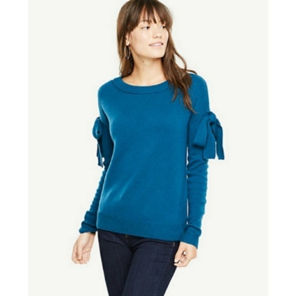 Ann Taylor Women's Bow Sleeve Blue Wool Sweater - Picture 3 of 3